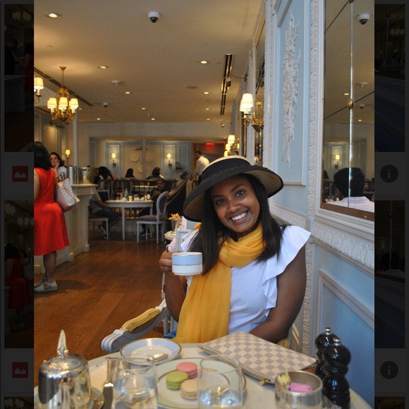 Meet your Posher, Raneem - Picture 1 of 1